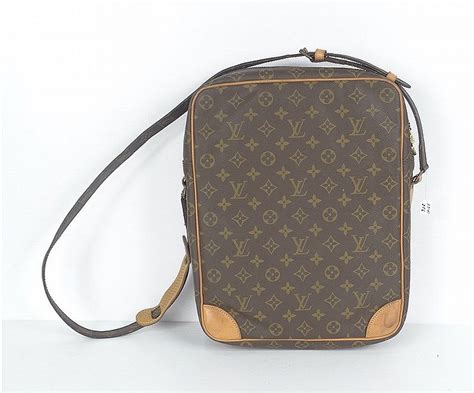 sacohe louis vuitton|sacoche louis vuitton unboxing.